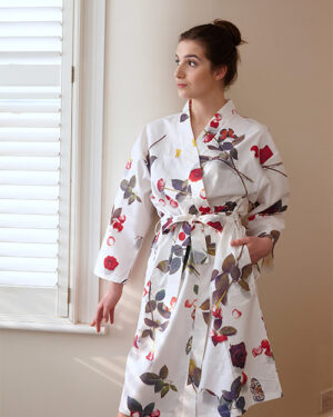'Bed Of Roses' - White Kimono